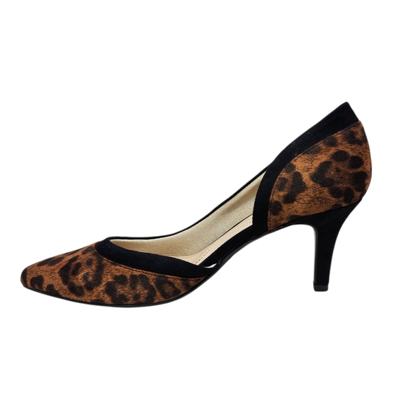 LifeStride Leopard Print Pumps Size 8M Animal Print Pointed Toe Heels Comfort - Picture 3 of 11
